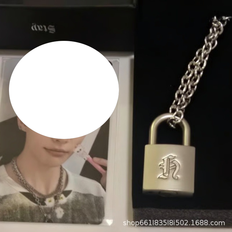 Vintage Fashion Necklace - Kalung Kunci Logam Kreatif Yang Modis