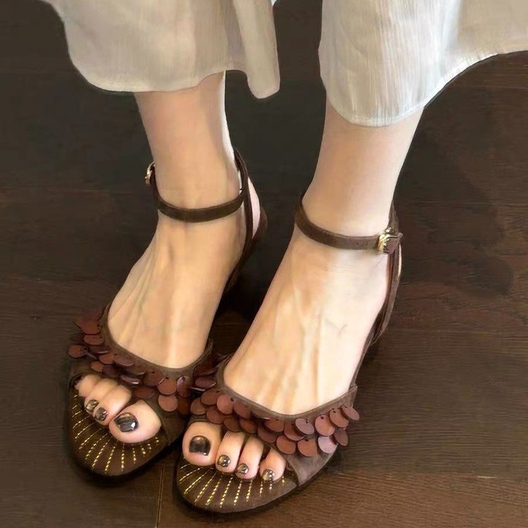 Vintage Fashion Female - Sandal Wanita Musim Panas Terbaru, Bordir
