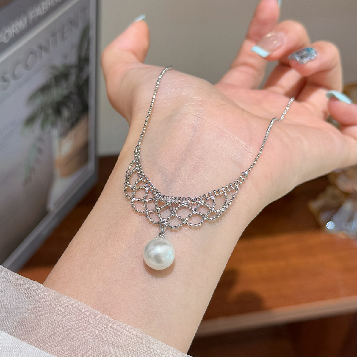 Kalung rantai sweater warna em - Vintage Fashion Tiktok ulasan dan harga