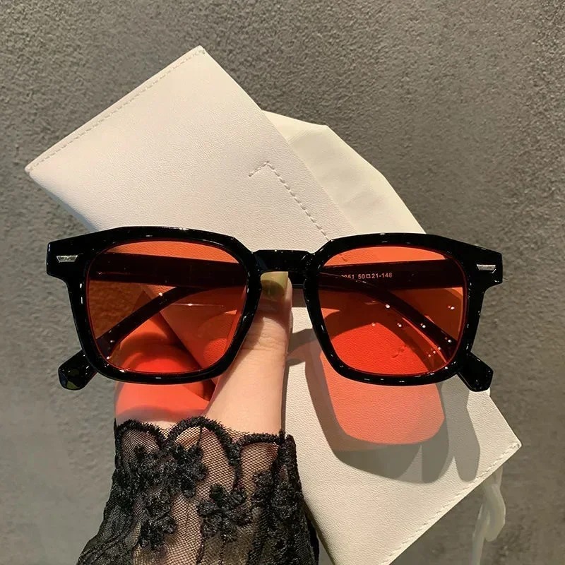Kacamata Hitam Vintage Persegi - Vintage Fashion Female ulasan dan harga