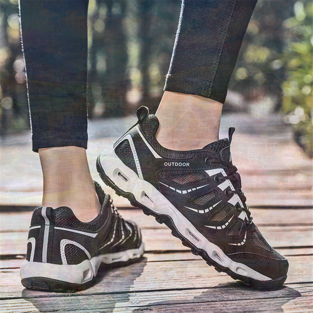 Sepatu Tenis Perak Ujung Bulat - Vintage Fashion Outfits Men ulasan dan harga